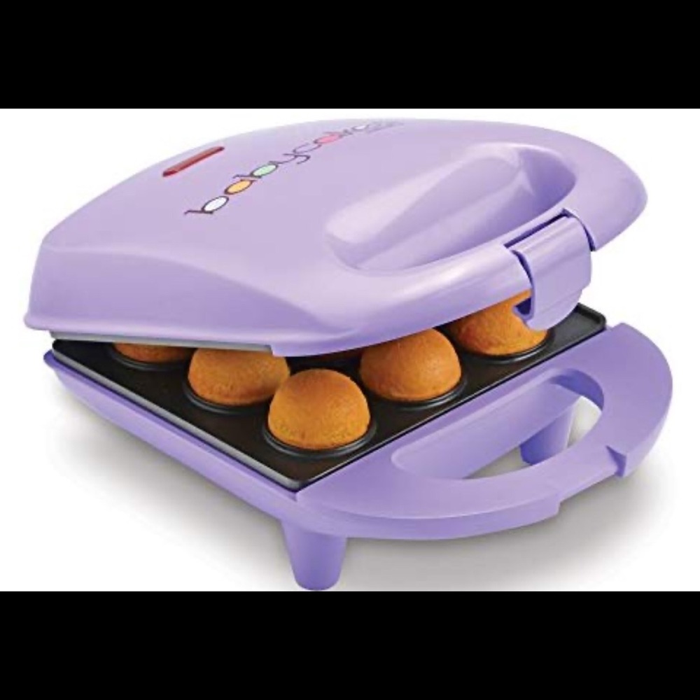 Babycakes mini cake pops maker
